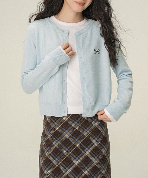 ワンポイントカーディガン リボン刺しゅう ニットトップス レディース 前開き ニットアウター クルーネック ニットセーター 韓国風 カジュアル ニット羽織 着回し 24TPS-052